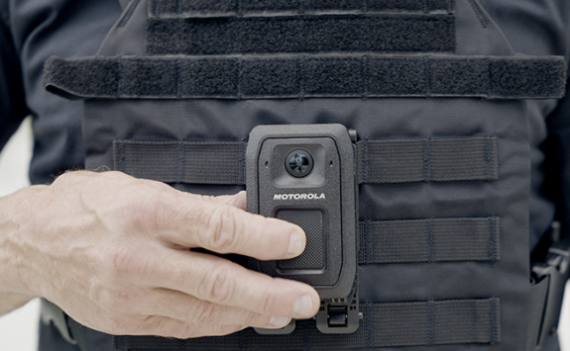 Motorola Solutions Launches Mobile Broadband-Enabled V700 Body-Worn Camera