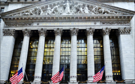 US stock exchanges open with gains in key indices