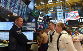 US stock indices rise in trading on Monday
