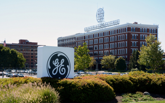 General Electric shares fell 15% in 3 days