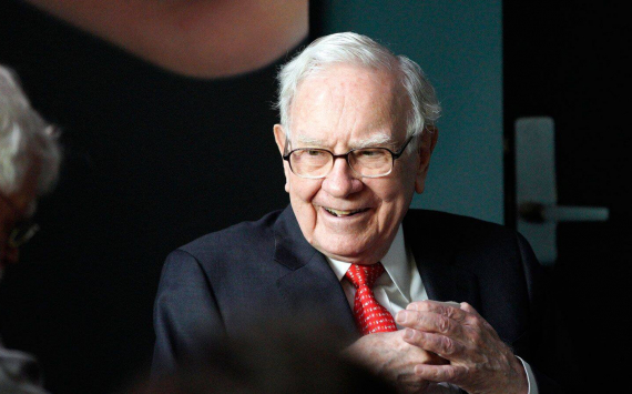 Warren Buffett anoints his likely Berkshire Hathaway successor