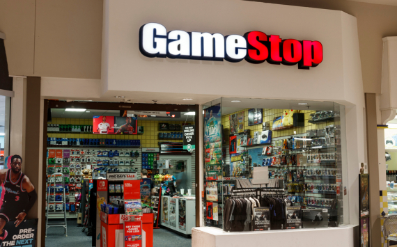 GameStop shares down 9%