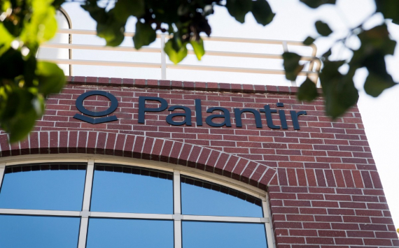 Palantir shares jumped 13.7% on news of an $823m contract with the US Army