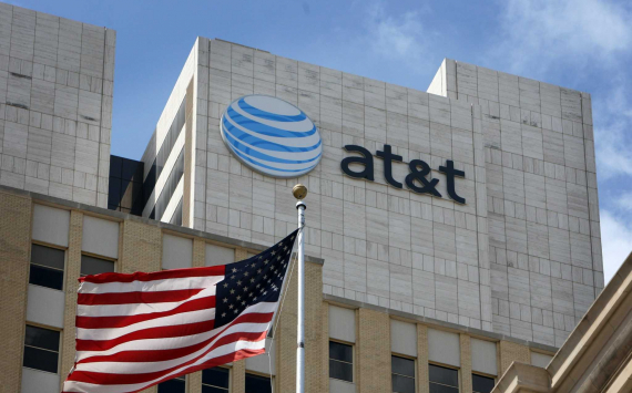 AT&T shares at record low