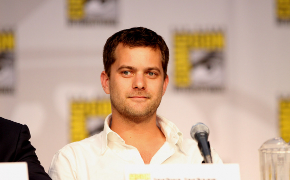 Little Fires Everywhere Star Joshua Jackson Reveals How Marriage and Parenthood Changed Him